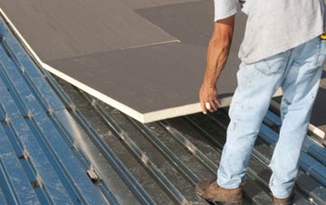 benefits of insulating Upend flat roofing